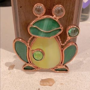 Stained glass frog